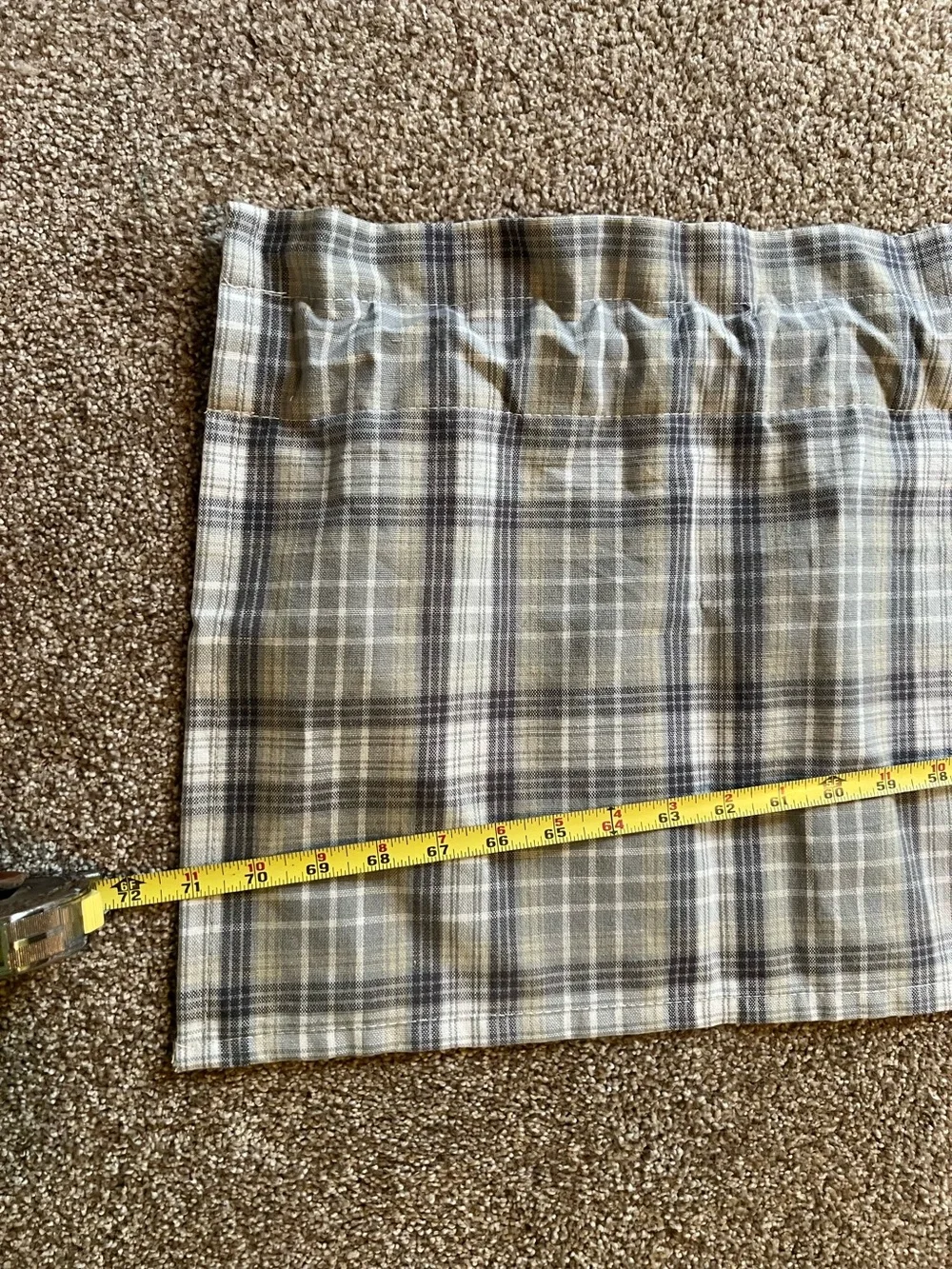 Valance and 4 Placemats